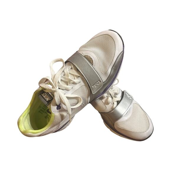 2011 Nike Womens Retro Trainer One Air Max Sneakers 8.5 white lime purple casual - Picture 13 of 15